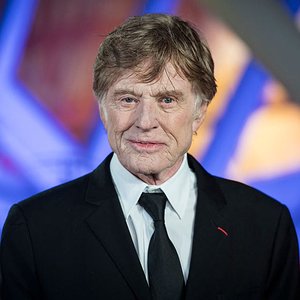 robert-redford-gettyimages-1186761501.jpg